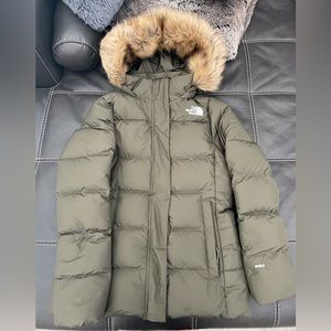 The North Face Women’s Parka Winter Coat